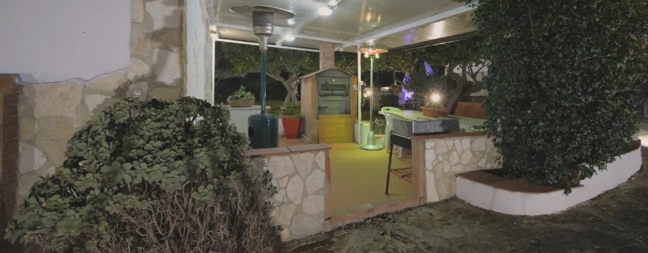 Lodico Country House กานิกัตติ ภายนอก รูปภาพ