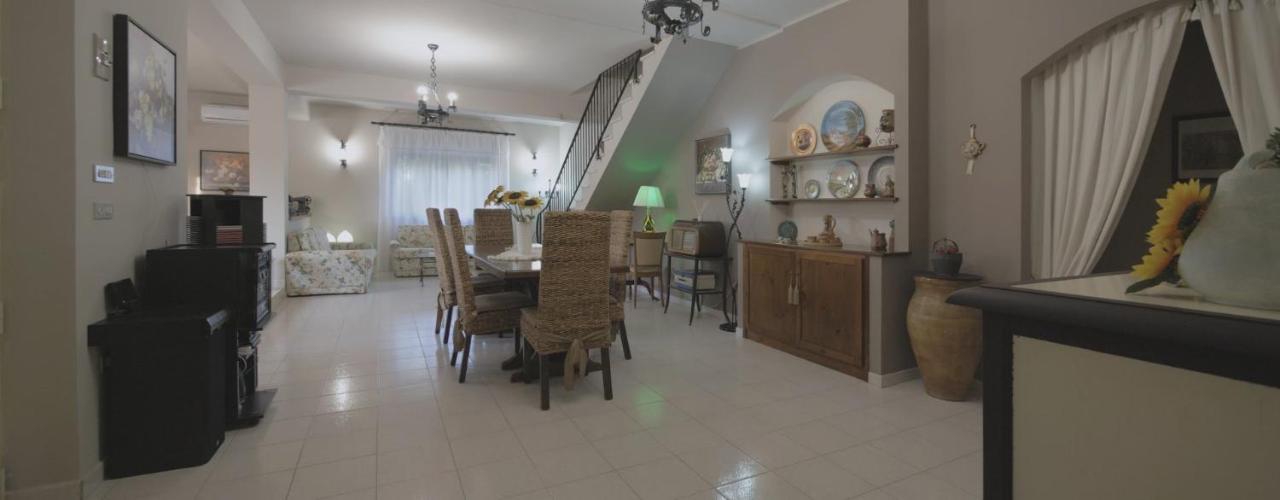 Lodico Country House กานิกัตติ ภายนอก รูปภาพ